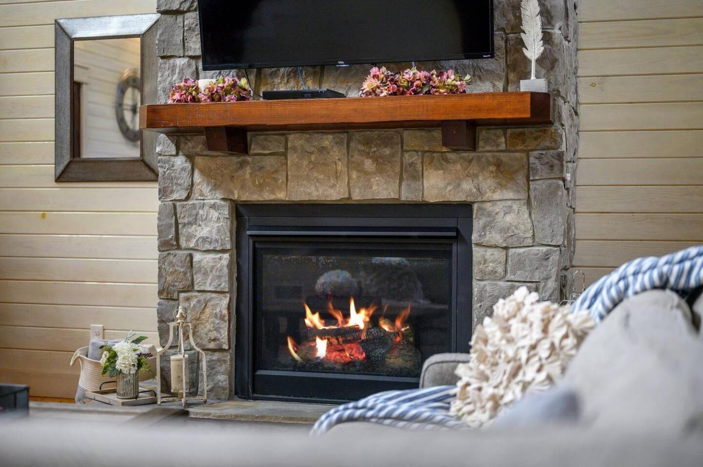 Merlot Mountain By The Cohost Company Broken Bow Exterior photo