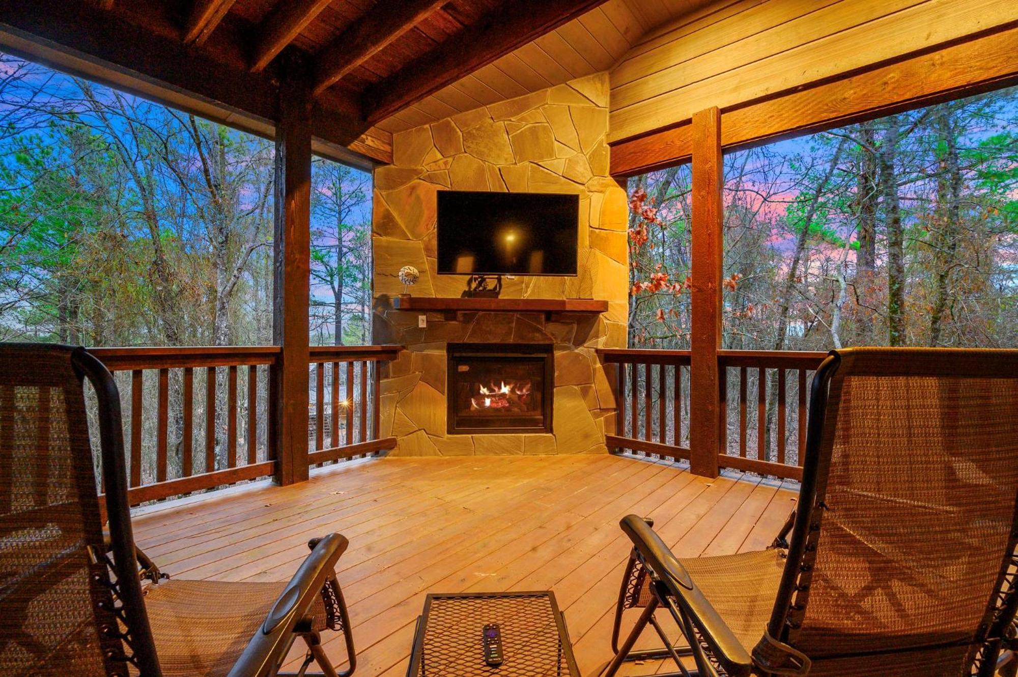 Merlot Mountain By The Cohost Company Broken Bow Exterior photo